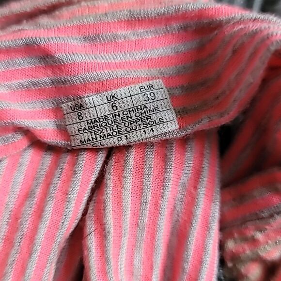 2/$20 Sanuk Sandals - Picture 5 of 5